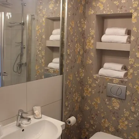 Legnicki & Restauracja Hotel 3*