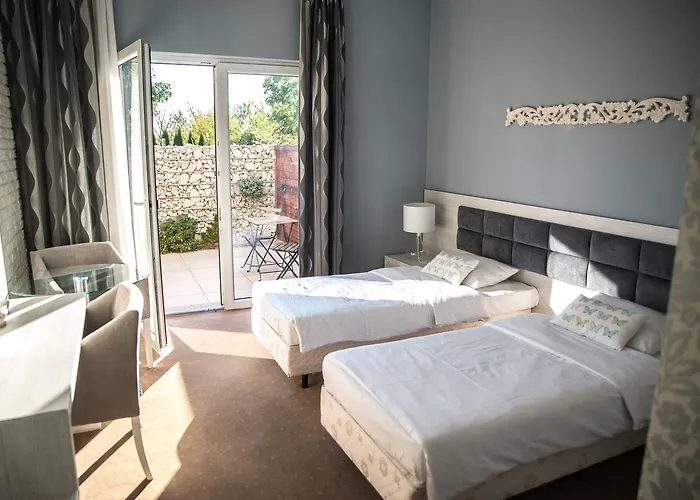 Legnicki & Restauracja Otel 3*