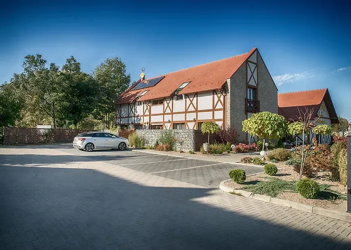 Legnicki & Restauracja Hotel 3*